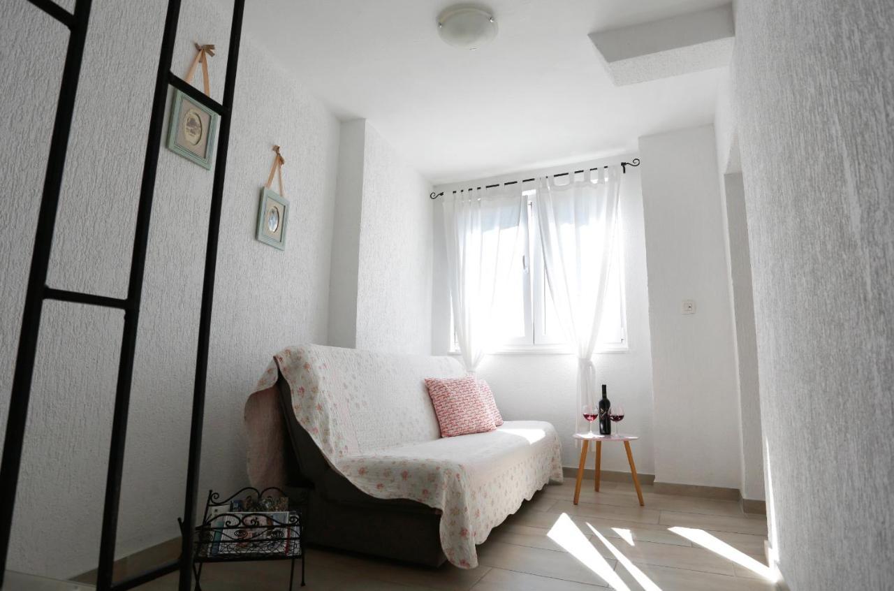 Holiday Home Miklica Klis ภายนอก รูปภาพ