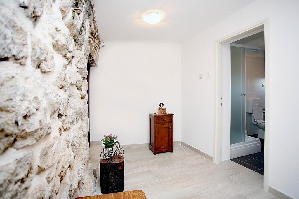 Holiday Home Miklica Klis ภายนอก รูปภาพ
